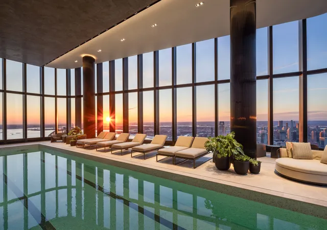Photo 3 of Sale Pending at 125 Greenwich St #50D, New York, NY 10006 | MLS# RLS20060412 | Listing updated on 2026-01-08