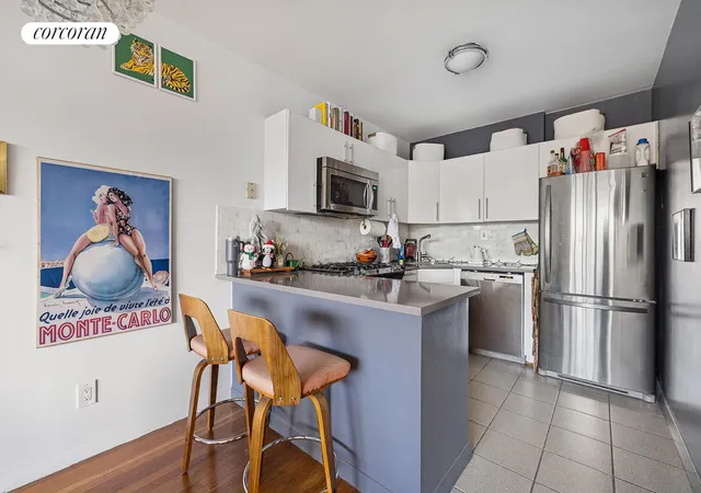 3rd image of 181 7Th Ave #7B, New York, NY 10011 | MLS# RLS20060772