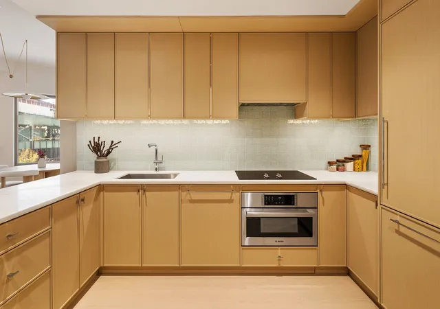 1st image of 24-01 Queens Plz N #1205, New York City, NY 11101 | MLS# RLS20060852