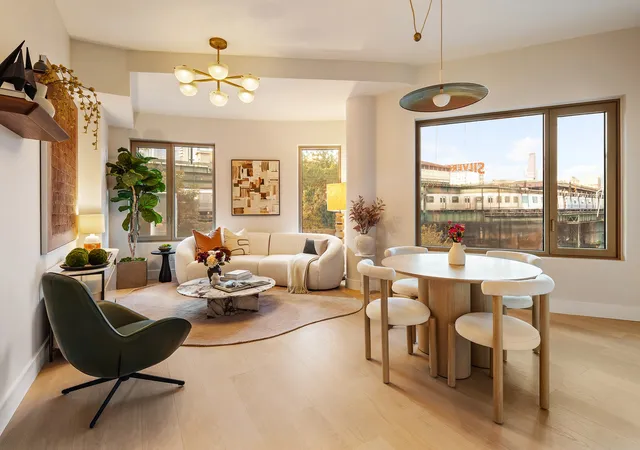 2nd image of 24-01 Queens Plz N #1205, New York City, NY 11101 | MLS# RLS20060852