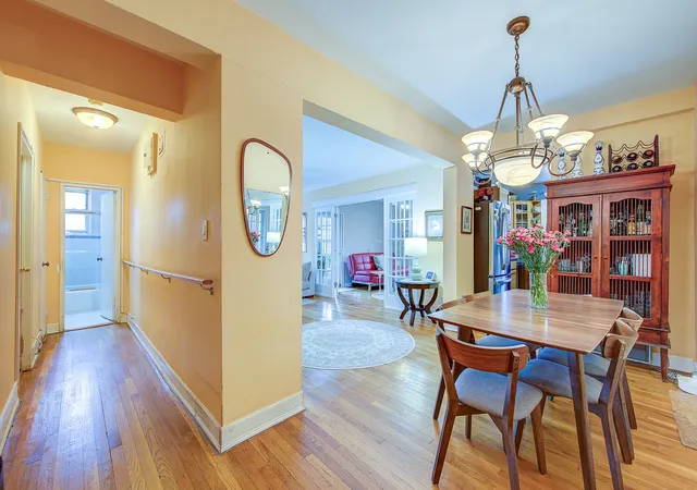 2nd image of 68 61 Yellowstone Blvd #606, Forest Hills, NY 11375 | MLS# RLS20060956