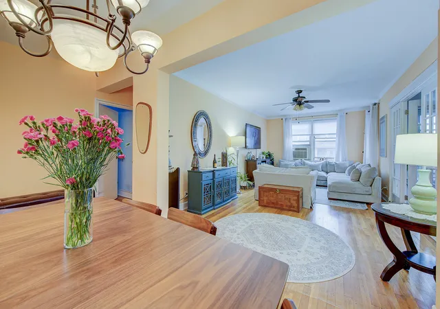 3rd image of 68-61 Yellowstone Blvd, New York, NY 11375