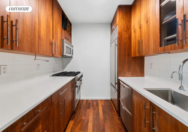 2nd image of 88 Greenwich St #3103, New York, NY 10006 | MLS# RLS20060968