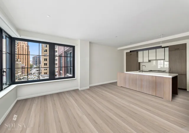 Listing Photo 4 - Condo for sale in building located at 959 1St Ave, New York City, NY 10022 - Unit #7K