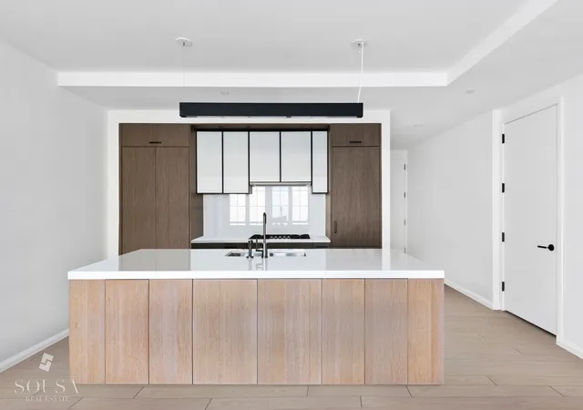 Listing Photo 5 - Condo for sale in building located at 959 1St Ave, New York City, NY 10022 - Unit #7K
