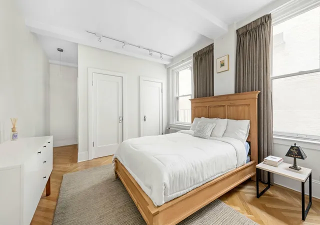 Photo 3 of Condo for sale at 3 E 85th Street #7C, New York, NY 10028 | MLS# RLS20061063 | Listing updated on 2025-11-26