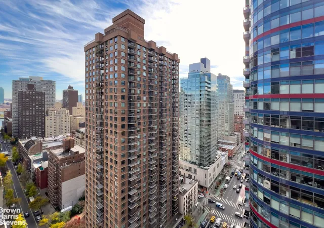 2nd image of 245 E 54Th St #27M, New York City, NY 10022 | MLS# RLS20061107