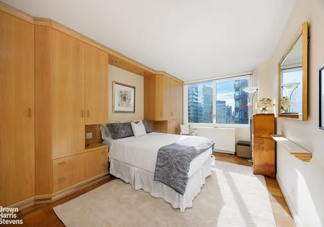 4th image of 245 E 54Th St #27M, New York City, NY 10022 | MLS# RLS20061107