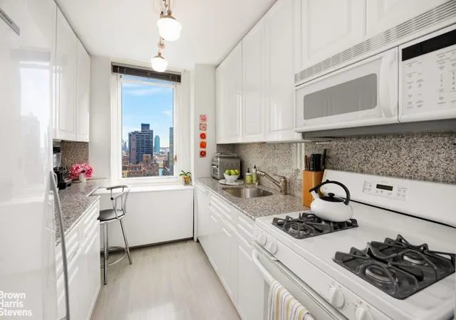 5th image of 245 E 54Th St #27M, New York City, NY 10022 | MLS# RLS20061107