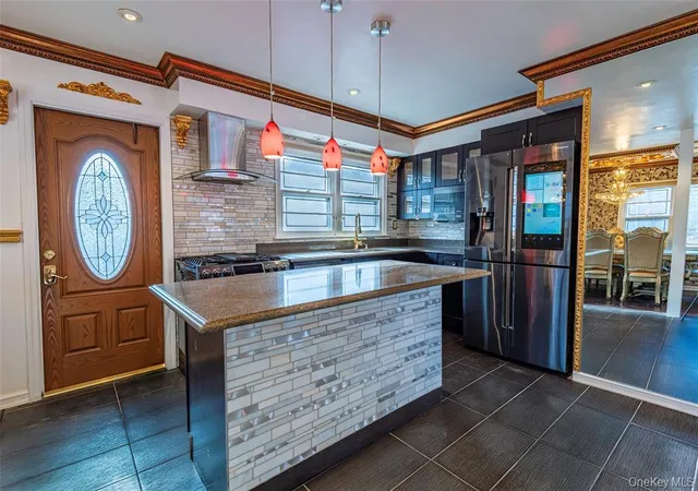 Photo 3 of Single family home for sale at 244-19 Grand Central Pkwy, Little Neck, NY 11362 | MLS# RLS20061220 | Listing updated on 2025-11-24