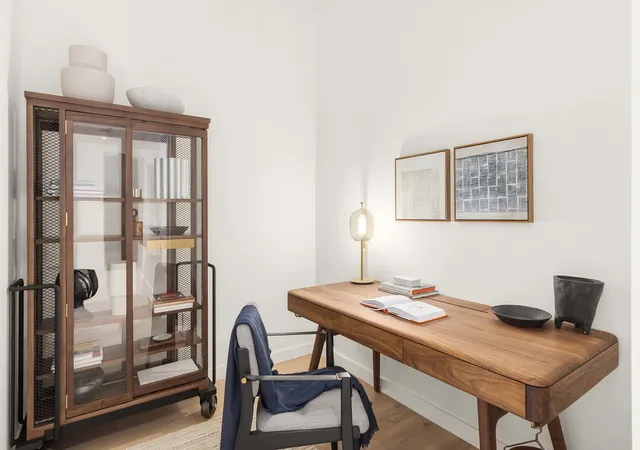 Photo 4 of Sale Pending at 135 E 47th Street #18G, New York, NY 10017 | MLS# RLS20061284 | Listing updated on 2026-04-13