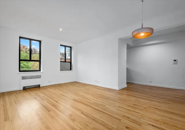 Homes for sale in New York City, NY | 31 Nagle Ave #3-H, New York City, NY 10040 | MLS# RLS20061445