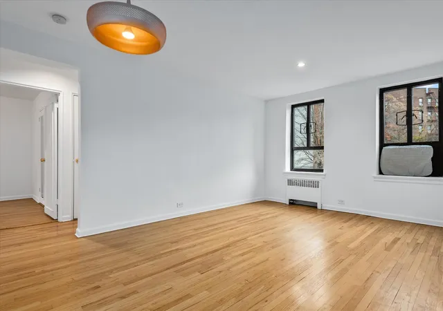 Homes for sale in New York City, NY | 31 Nagle Ave #3-H, New York City, NY 10040 | MLS# RLS20061445