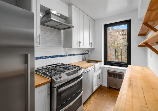 Homes for sale in New York City, NY | 31 Nagle Ave #3-H, New York City, NY 10040 | MLS# RLS20061445