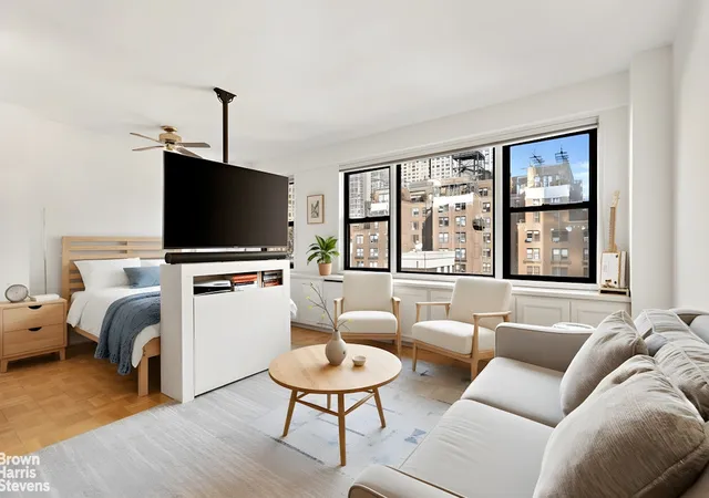 Homes for sale in New York City, NY | 345 E 52Nd St #9A, New York City, NY 10022 | MLS# RLS20061505