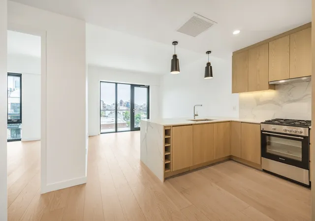 Photo 2 of Condo for sale at 30 05 Vernon Blvd #5-D, New York City, NY 11102 | MLS# RLS20061522 | Listing updated on 2026-03-11
