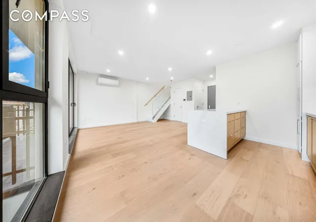 Listing Photo 2 - Condo for sale in building located at 30-24 32Nd St, New York, NY 11102 - Unit #4A