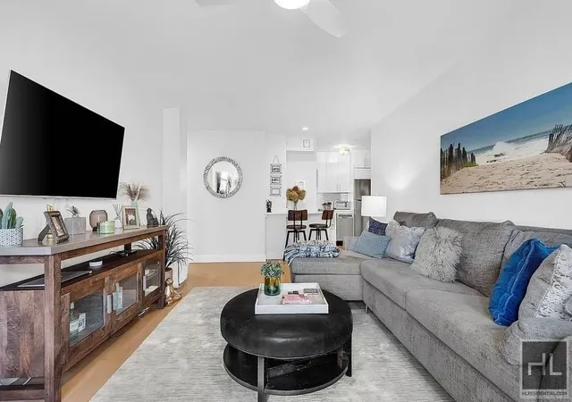 Photo 1 of House for sale at 160 E 27th Street #12BA, New York, NY 10016 | MLS# RLS20061591 | Listing updated on 2025-11-29