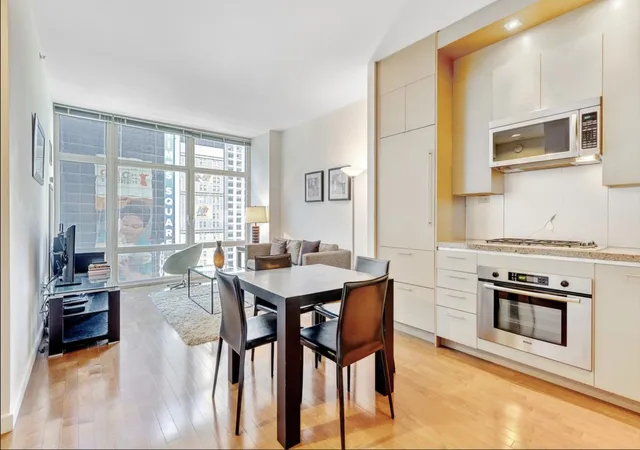 2nd image of 1600 Broadway #17-E, New York City, NY 10019 | MLS# RLS20061801