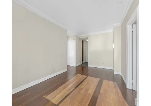 Photo 4 of House for sale at 99 Battery Pl #22C, New York, NY 10280 | MLS# RLS20061861 | Listing updated on 2026-07-16