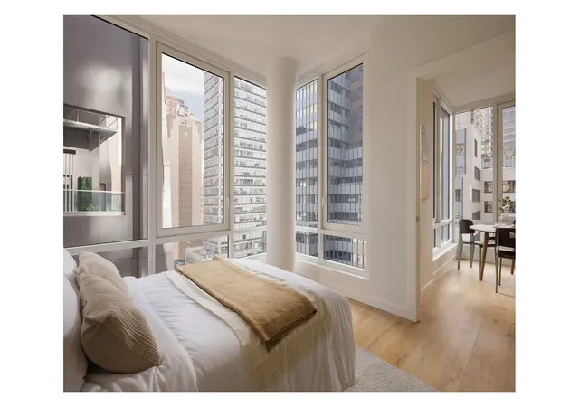 Photo 3 of House for sale at 135 E 47th Street #20C, New York, NY 10017 | MLS# RLS20061878 | Listing updated on 2026-04-26