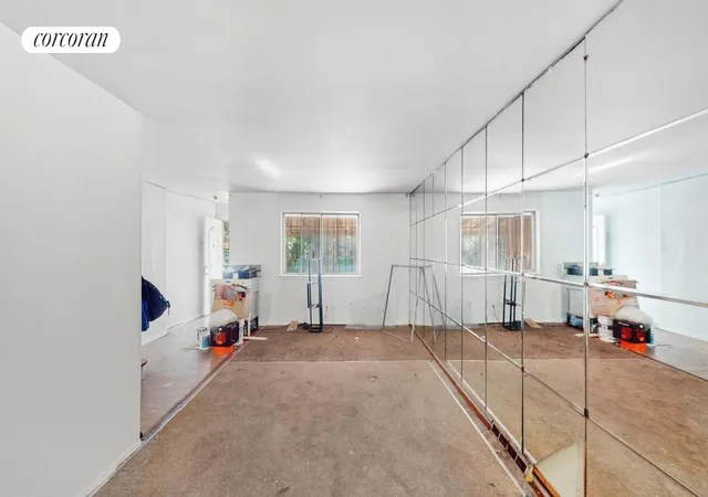 Photo 3 of Single family home for sale at 923 Ashford St, Brooklyn, NY 11207 | MLS# RLS20062130 | Listing updated on 2025-12-03