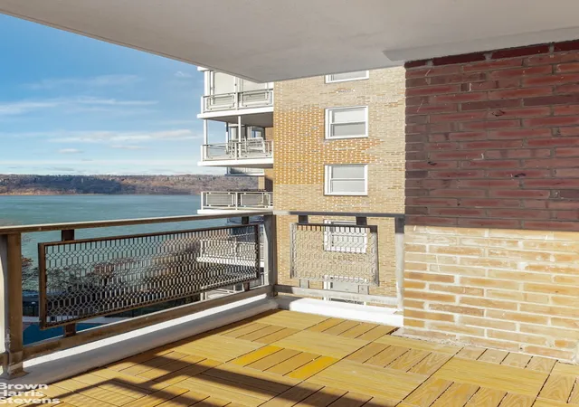 4th image of 2621 Palisade Ave #4J, New York City, NY 10463 | MLS# RLS20062230