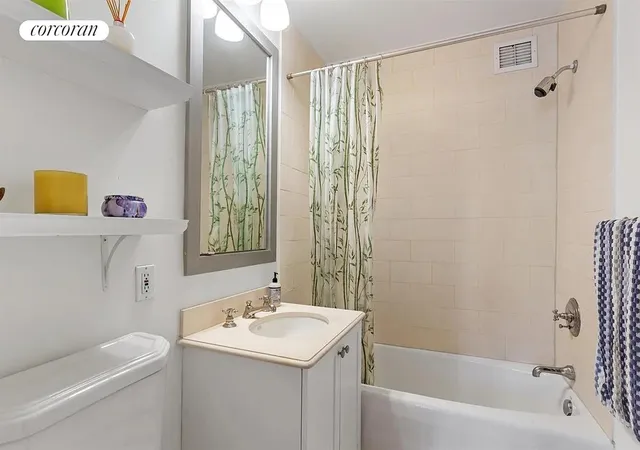 Photo 4 of House for sale at 400 E 51st Street #7D, New York, NY 10022 | MLS# RLS20062244 | Listing updated on 2026-01-18