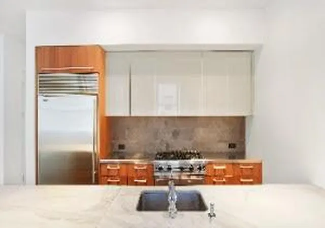 Photo 4 of Sale Pending at 260 Park Ave S #7-A, New York, NY 10010 | MLS# RLS20062360 | Listing updated on 2026-03-11