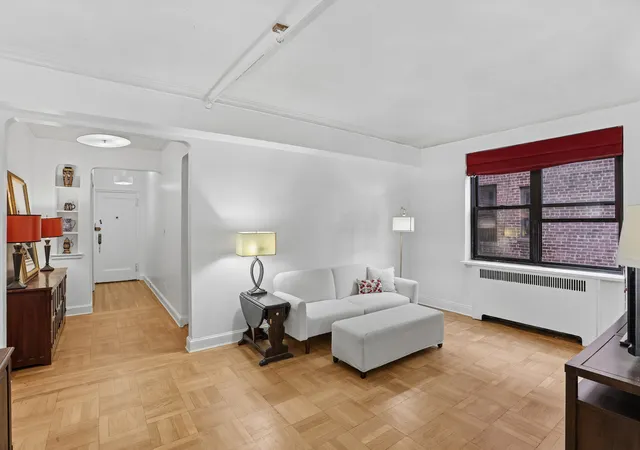 Listing Photo 1 - Condo for sale in building located at 349 E 49Th St, New York City, NY 10017 - Unit #5K
