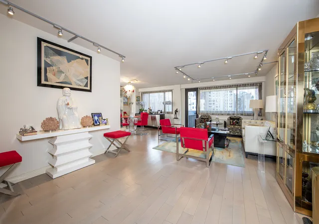 Photo 2 of Condo for sale at 40 E 80th Street #15A, New York, NY 10075 | MLS# RLS20062599 | Listing updated on 2025-12-09