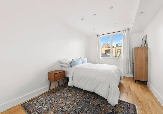 Photo 4 of House for sale at 725 Lafayette Ave #2B, Brooklyn, NY 11221 | MLS# RLS20062667 | Listing updated on 2025-12-14