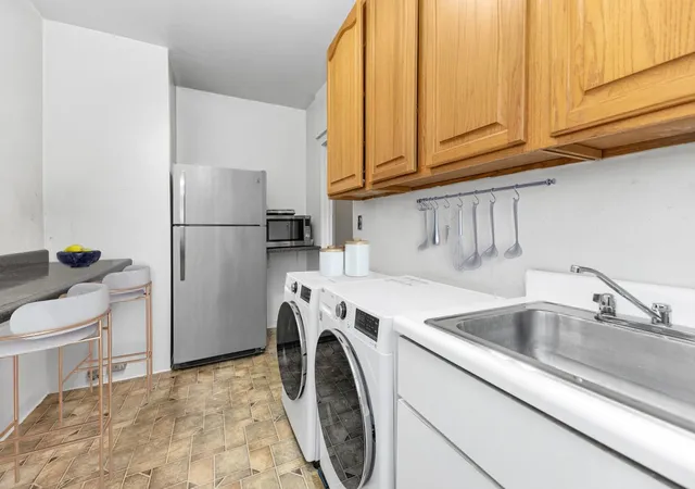 3rd image of 3279-3281 Hull Ave, New York City, NY 10467