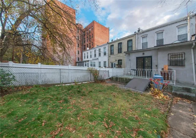 Photo 2 of Multi family home for sale at 335 Bay Ridge Pkwy, Brooklyn, NY 11209 | MLS# RLS20062760 | Listing updated on 2026-01-01