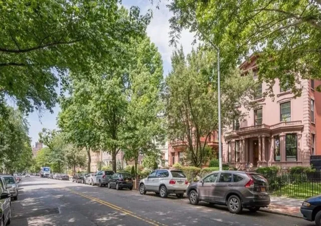 2nd image of 210 Clinton Ave #4H, Brooklyn, NY 11205 | MLS# RLS20062910