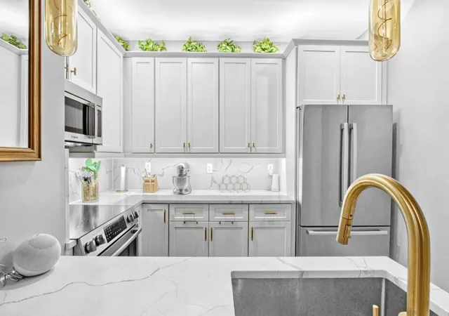 Photo 4 of House for sale at 573 Gates Ave #2R, New York City, NY 11221 | MLS# RLS20063028 | Listing updated on 2026-07-30