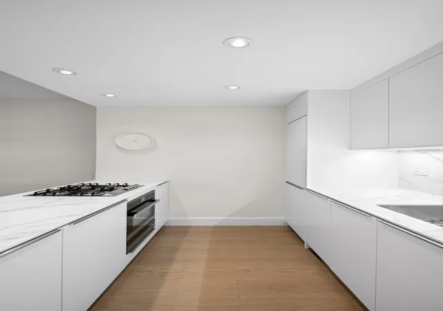 Photo 3 of House for sale at 167 Perry St #1/2D, New York, NY 10014 | MLS# RLS20063157 | Listing updated on 2026-04-19