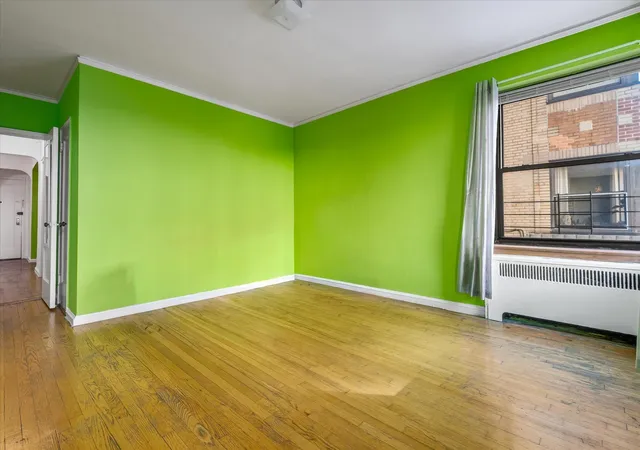 Homes for sale in New York, NY | 251 Seaman Ave, New York, NY 10034