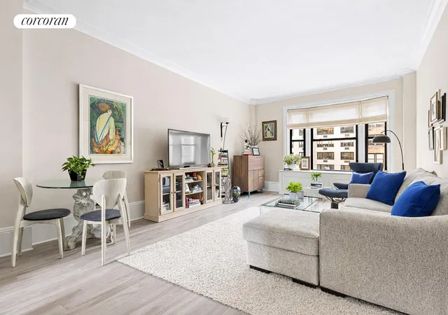 1st image of 929 Park Ave #8A, New York City, NY 10028 | MLS# RLS20063243