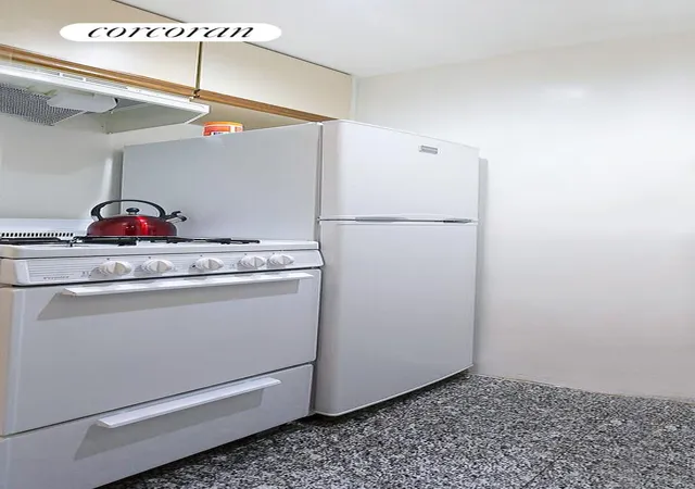 3rd image of 210 E 47Th St #8G, New York City, NY 10017 | MLS# RLS20063250