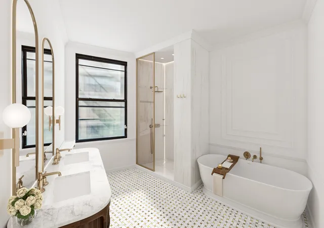 Photo 3 of House for sale at 652 Hudson St #2EW, New York, NY 10014 | MLS# RLS20063310 | Listing updated on 2026-01-11