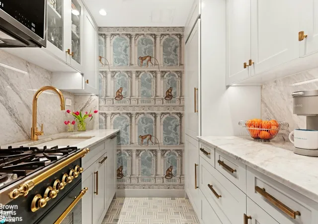 2nd image of 155 E 34th St #15H, New York City, NY 10016 | MLS# RLS20063335