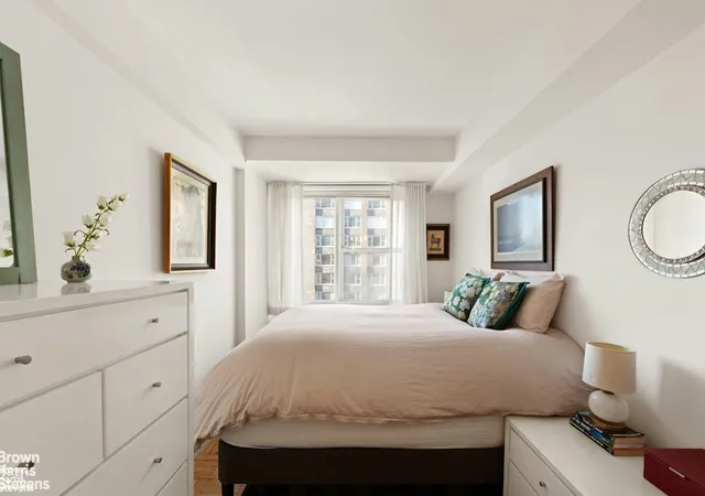 4th image of 155 E 34Th St #15H, New York City, NY 10016 | MLS# RLS20063335