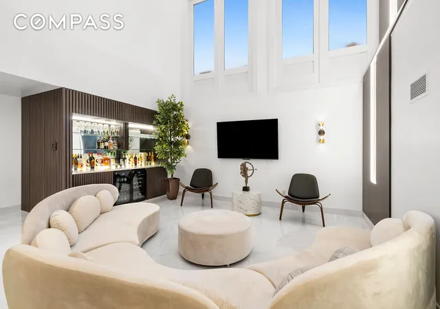 Photo 2 of Luxury condo for sale at 53 Murray St #1, New York, NY 10007 | MLS# RLS20063551 | Listing updated on 2026-04-13