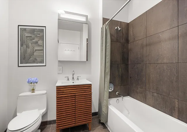Photo 4 of House for sale at 184 Kent Ave #D319, Brooklyn, NY 11249 | MLS# RLS20063723 | Listing updated on 2026-03-09