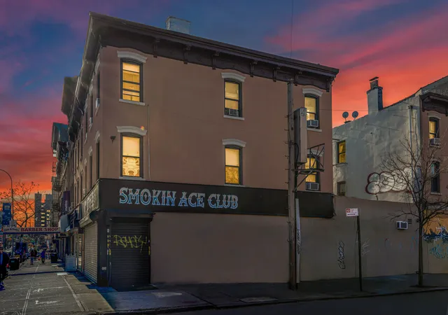 Photo 3 of House for sale at 101 Graham Ave, Brooklyn, NY 11206 | MLS# RLS20063738 | Listing updated on 2025-12-16