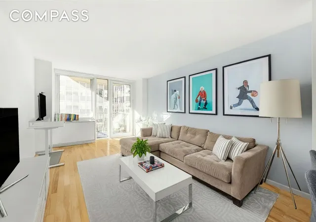 1st image of 212 E 47Th St #10H, New York, NY 10017 | MLS# RLS20063816