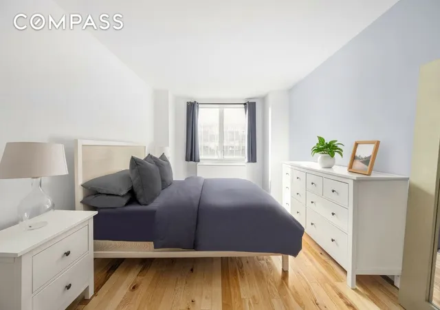 3rd image of 212 E 47Th St #10H, New York, NY 10017 | MLS# RLS20063816
