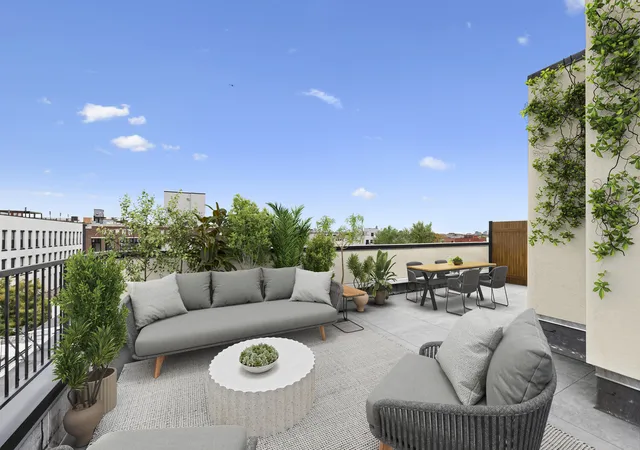 11th image of 424 Evergreen Ave #3, Brooklyn, NY 11221 | MLS# RLS20063943