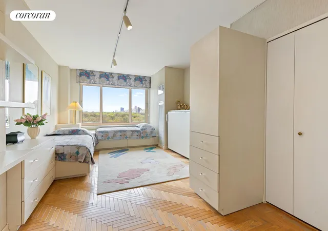 Photo 4 of House for sale at 106 Central Park S #12A, New York, NY 10019 | MLS# RLS20064849 | Listing updated on 2026-06-06